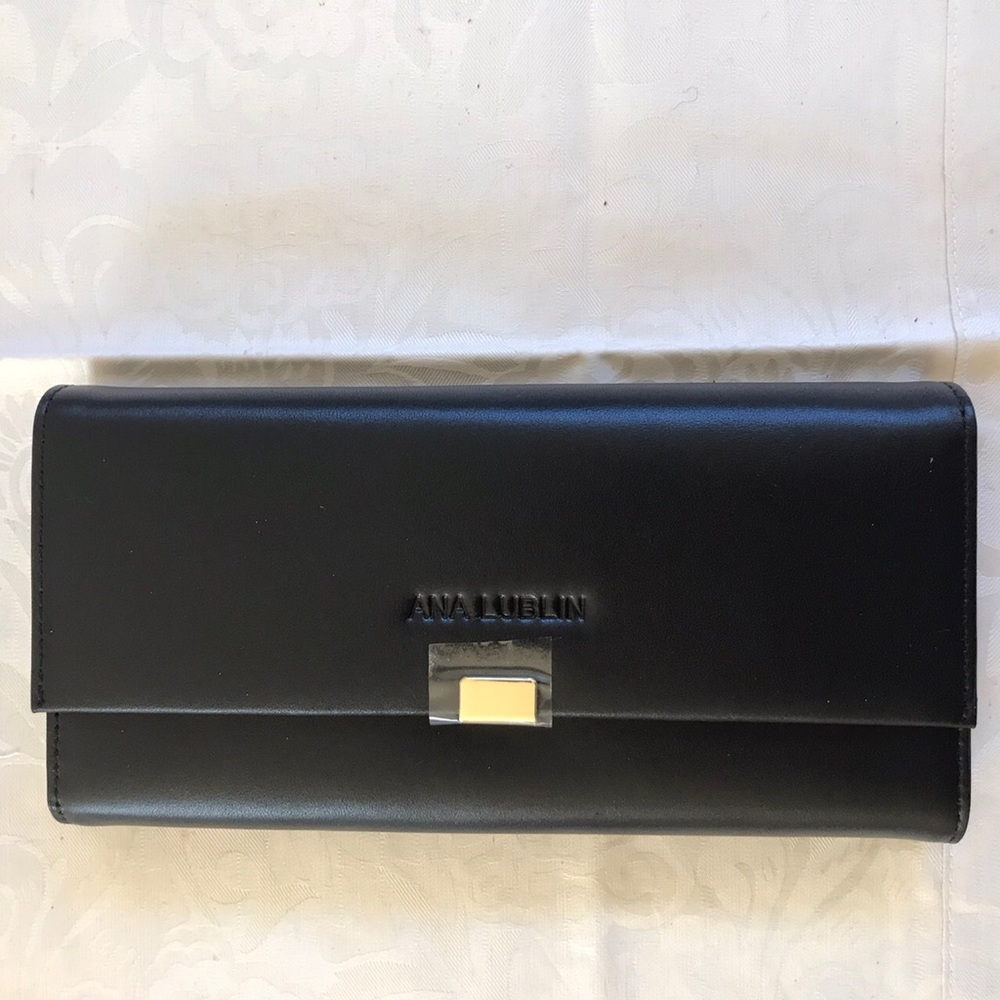 Ana Lublin wallet-black